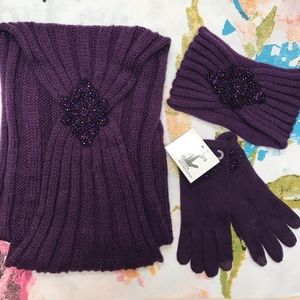 Infinity scarf glove and head wrap set
